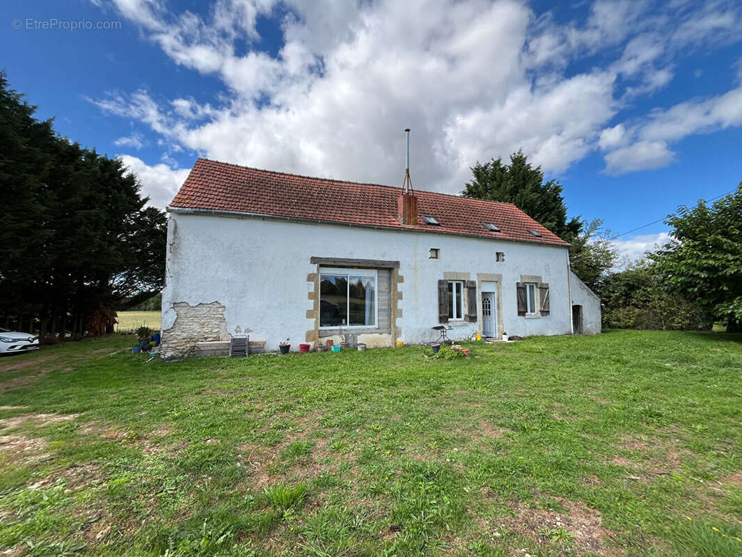 Maison à JUSSY-LE-CHAUDRIER