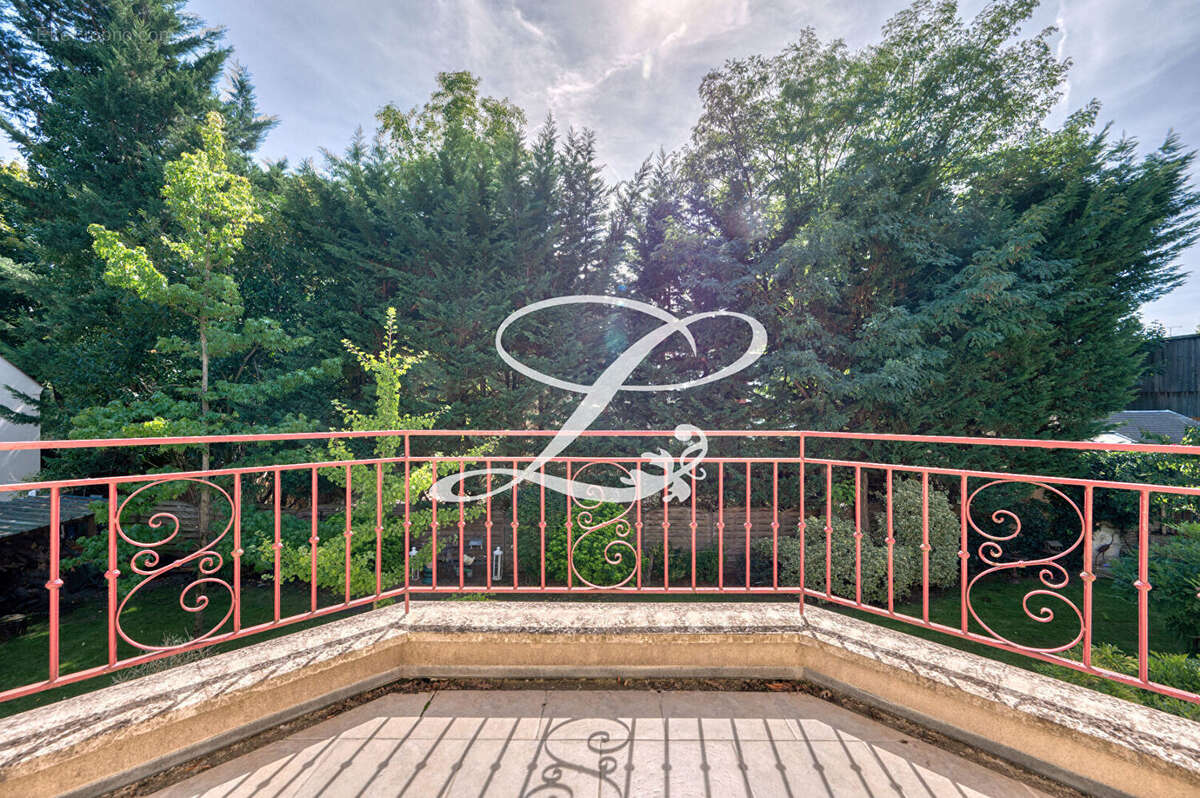 Maison à MAISONS-LAFFITTE