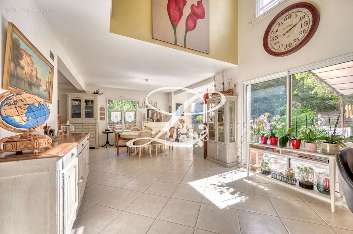 Maison à MAISONS-LAFFITTE