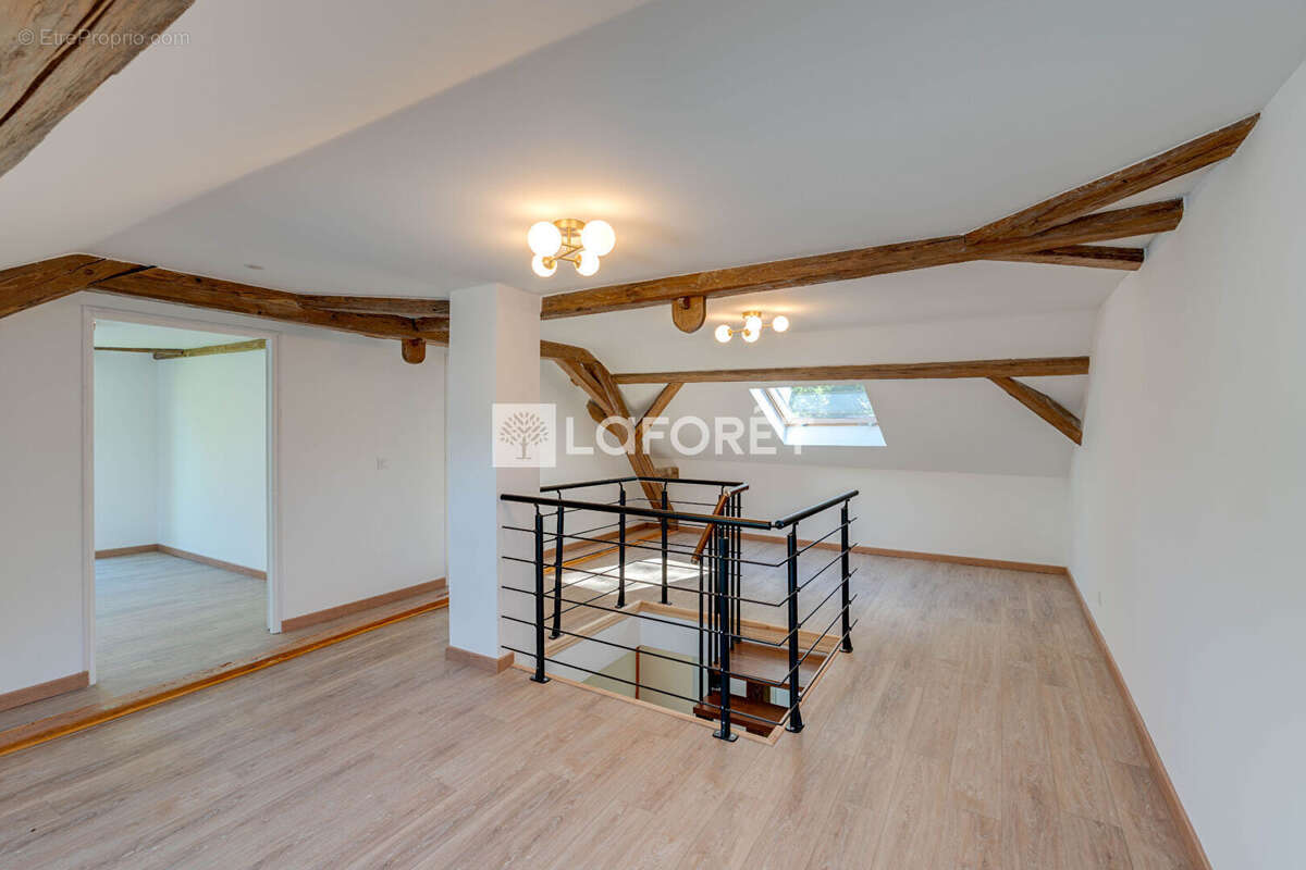 Maison à SAINT-PAUL-EN-CHABLAIS