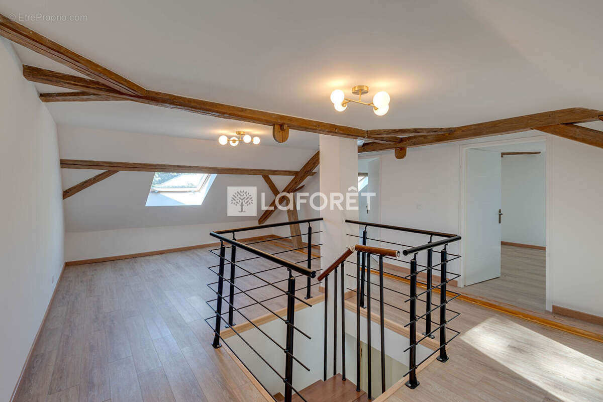 Maison à SAINT-PAUL-EN-CHABLAIS