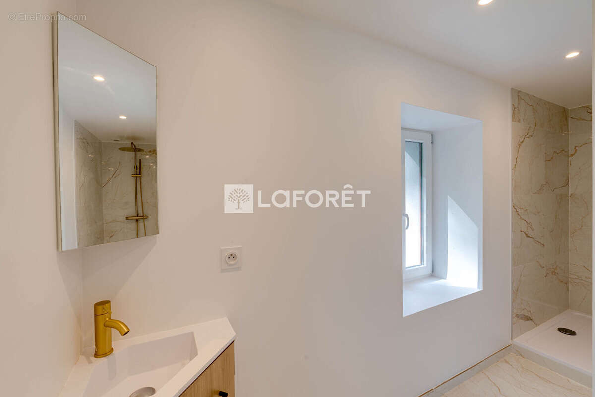 Maison à SAINT-PAUL-EN-CHABLAIS