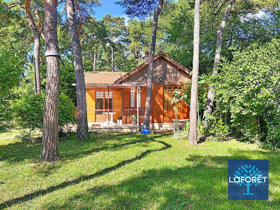 Maison à LA FERTE-ALAIS