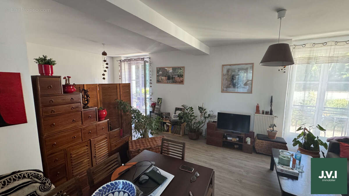 Appartement à GROSLAY