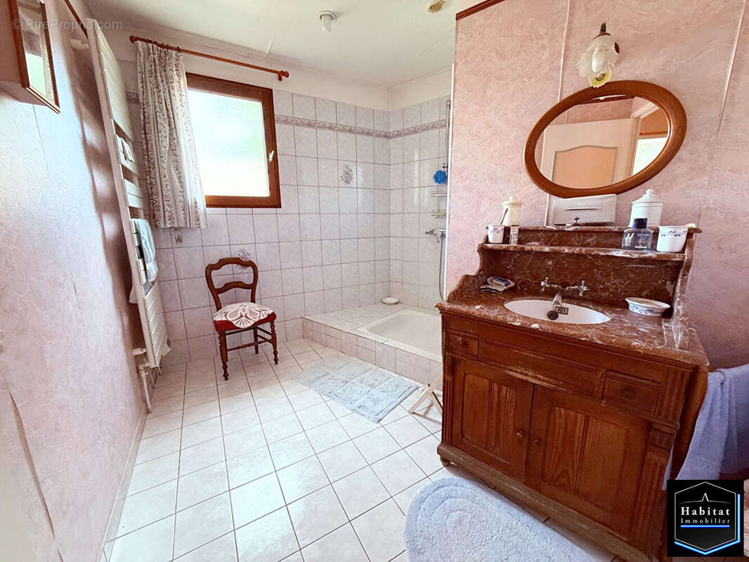 Maison à ERMENONVILLE