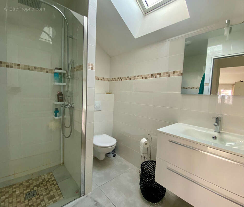 Maison à SARTROUVILLE