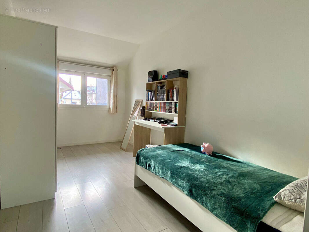 Maison à SARTROUVILLE