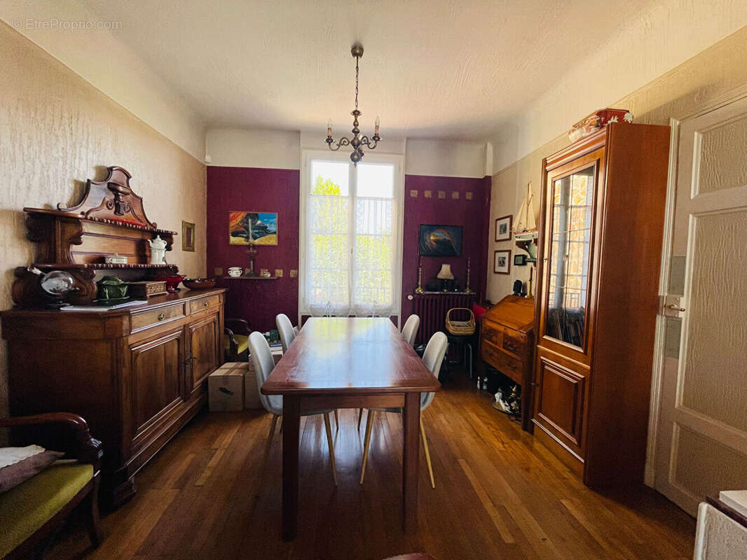 Maison à SARTROUVILLE