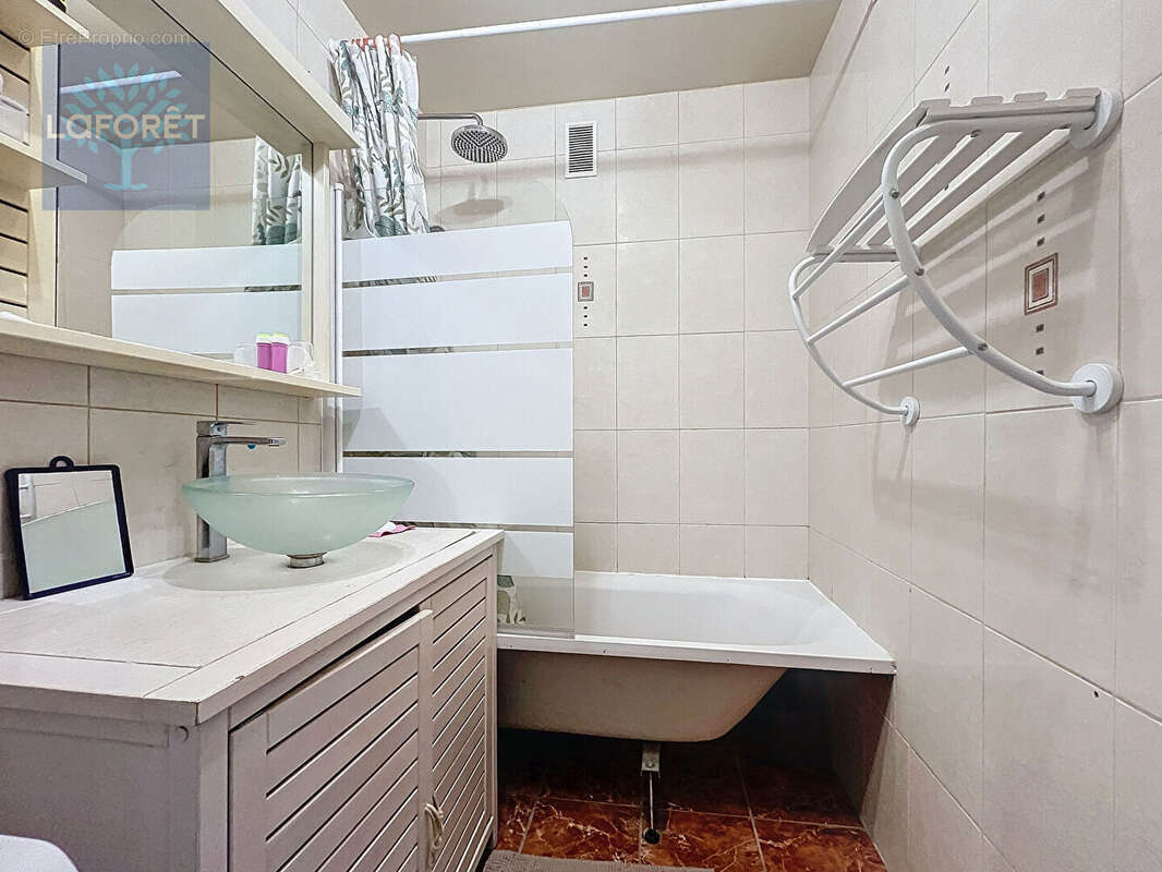 Appartement à CHILLY-MAZARIN