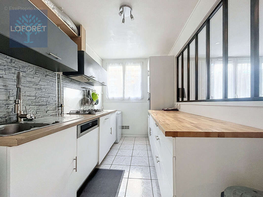 Appartement à CHILLY-MAZARIN