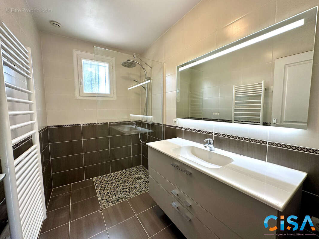 Maison à PRECY-SUR-OISE