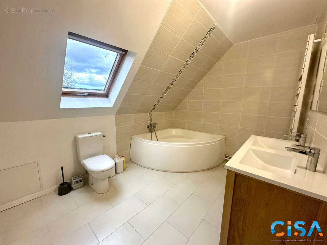 Maison à PRECY-SUR-OISE