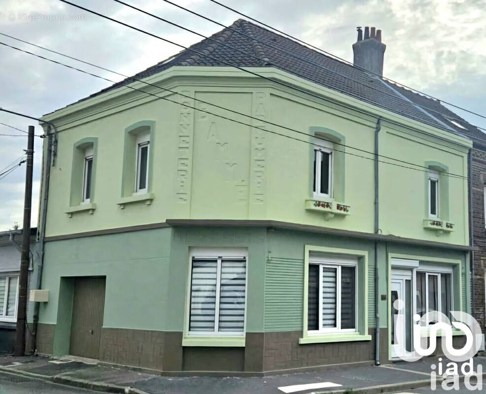 Photo 1 - Maison à ANNEZIN