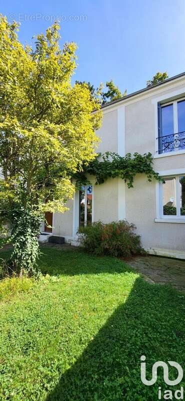 Photo 2 - Maison à CHAVILLE