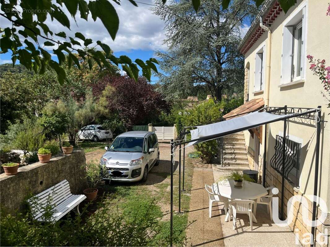 Photo 2 - Maison à BESSEGES