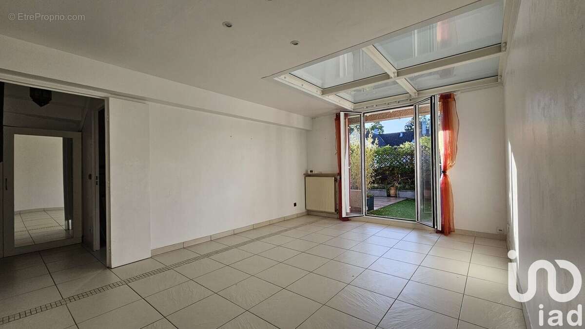 Photo 4 - Maison à CERGY