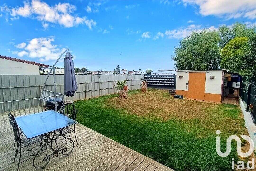 Photo 2 - Maison à SAINT-ETIENNE-DU-ROUVRAY