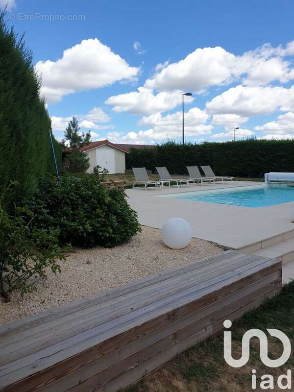 Photo 4 - Maison à CHEVRIERES