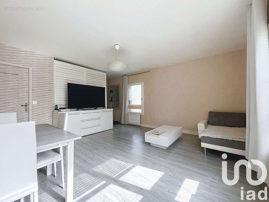 Photo 3 - Appartement à AUXERRE