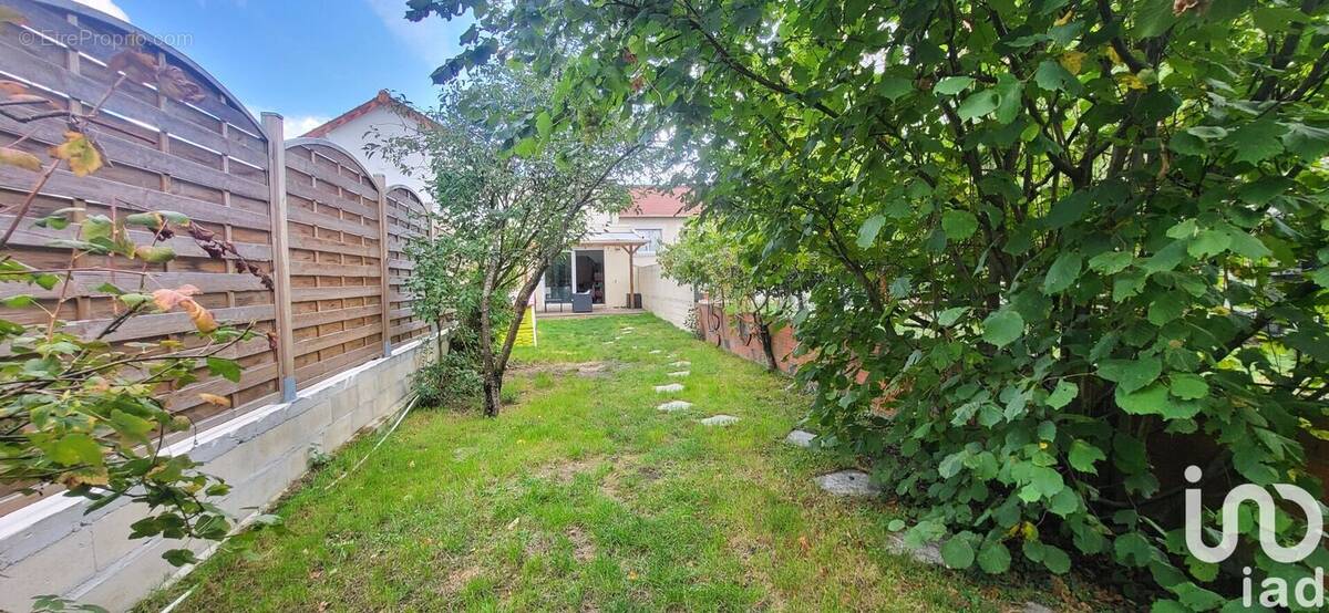 Photo 1 - Maison à NEUILLY-PLAISANCE