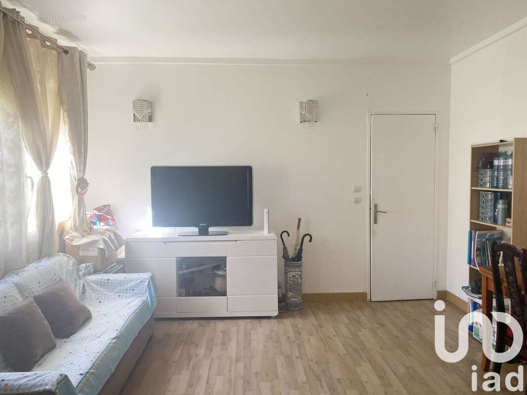 Photo 9 - Appartement à VITRY-SUR-SEINE