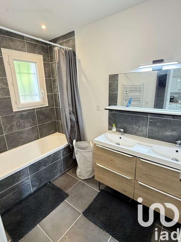 Photo 9 - Maison à ROCHECORBON