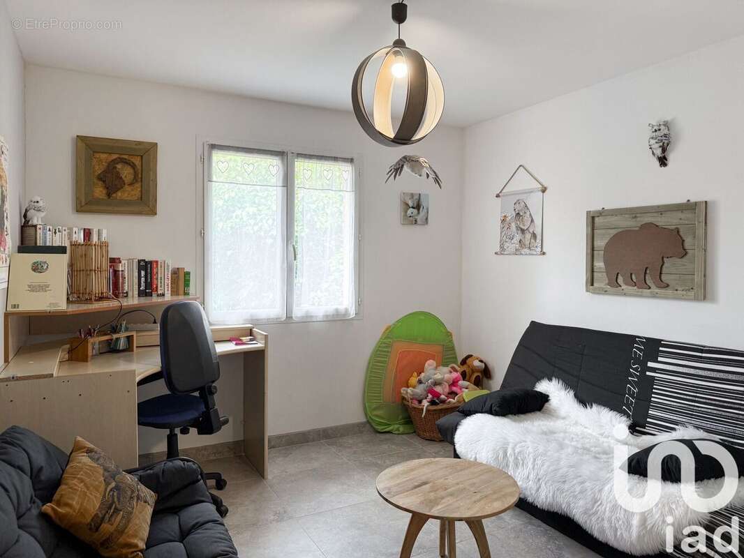 Photo 8 - Maison à SAINT-GENIS-LAVAL