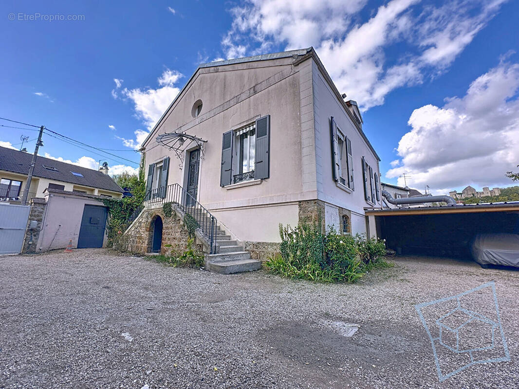 Maison à CHEVREUSE