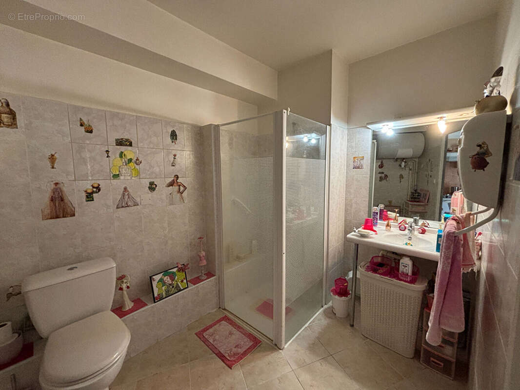 Appartement à LA DESTROUSSE