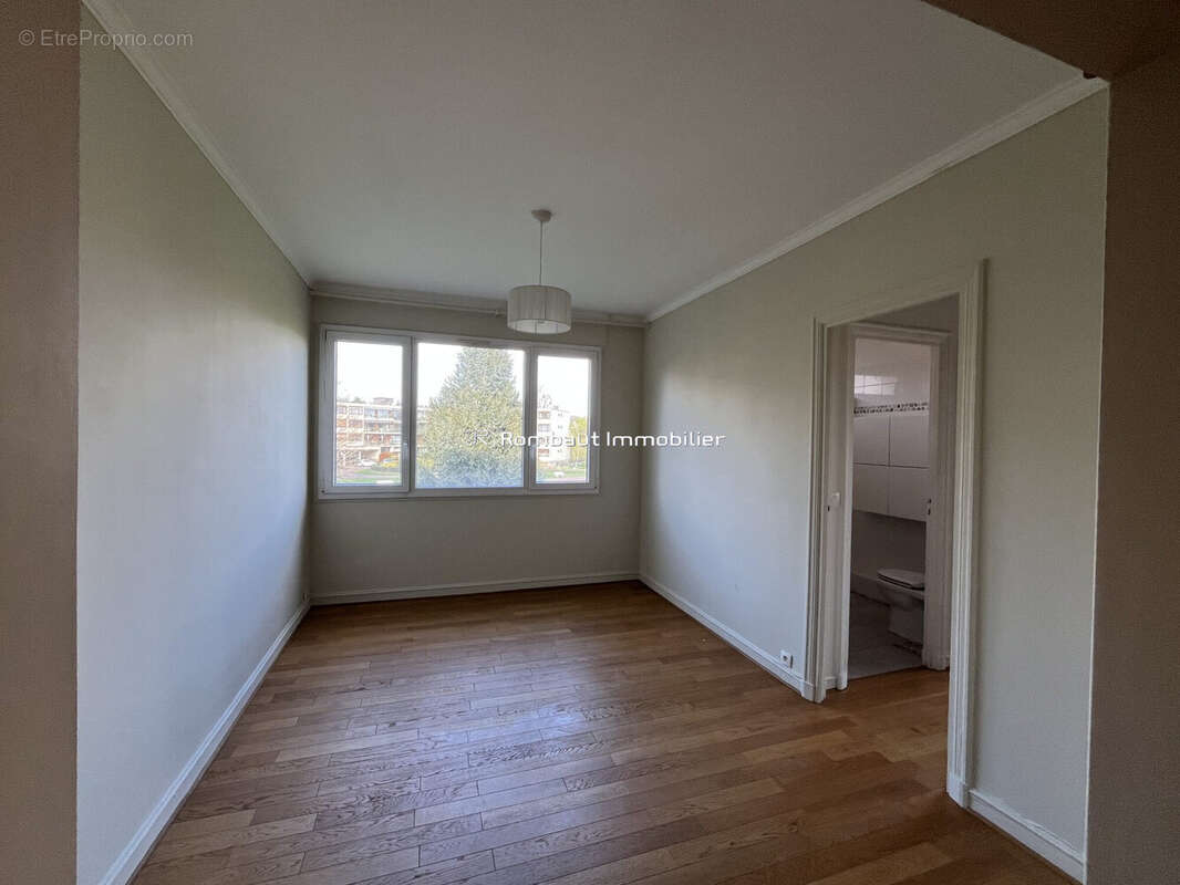 Appartement à NOISY-LE-ROI