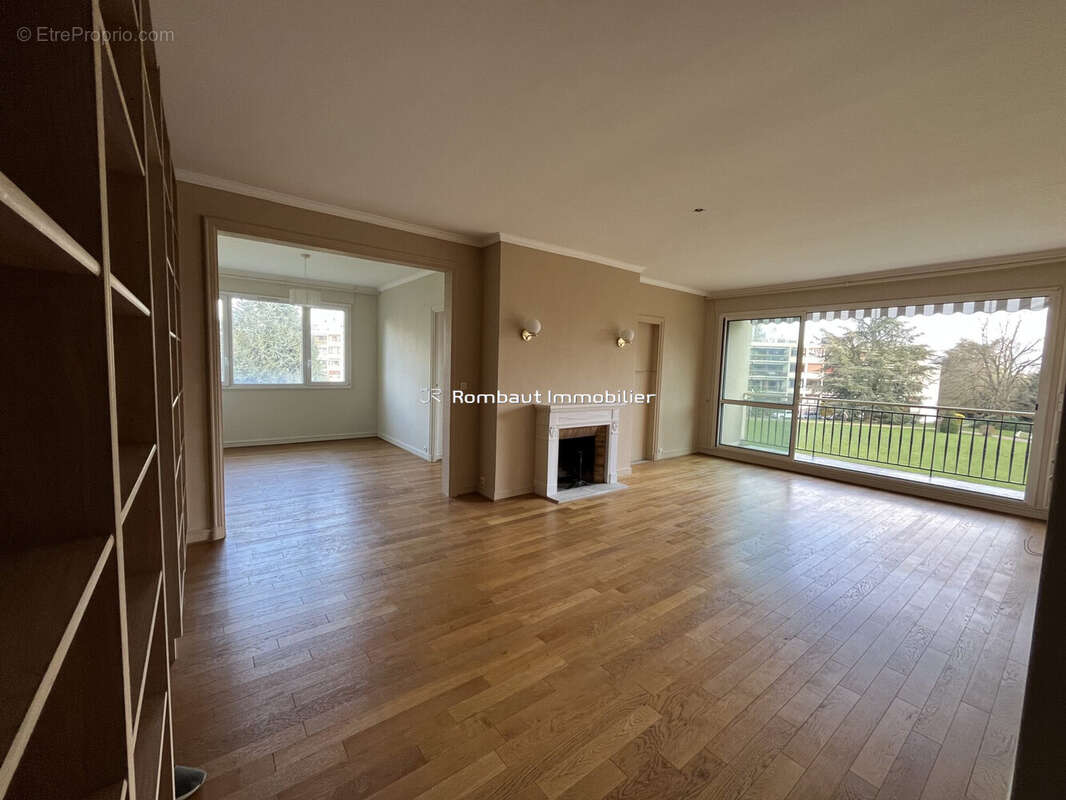 Appartement à NOISY-LE-ROI