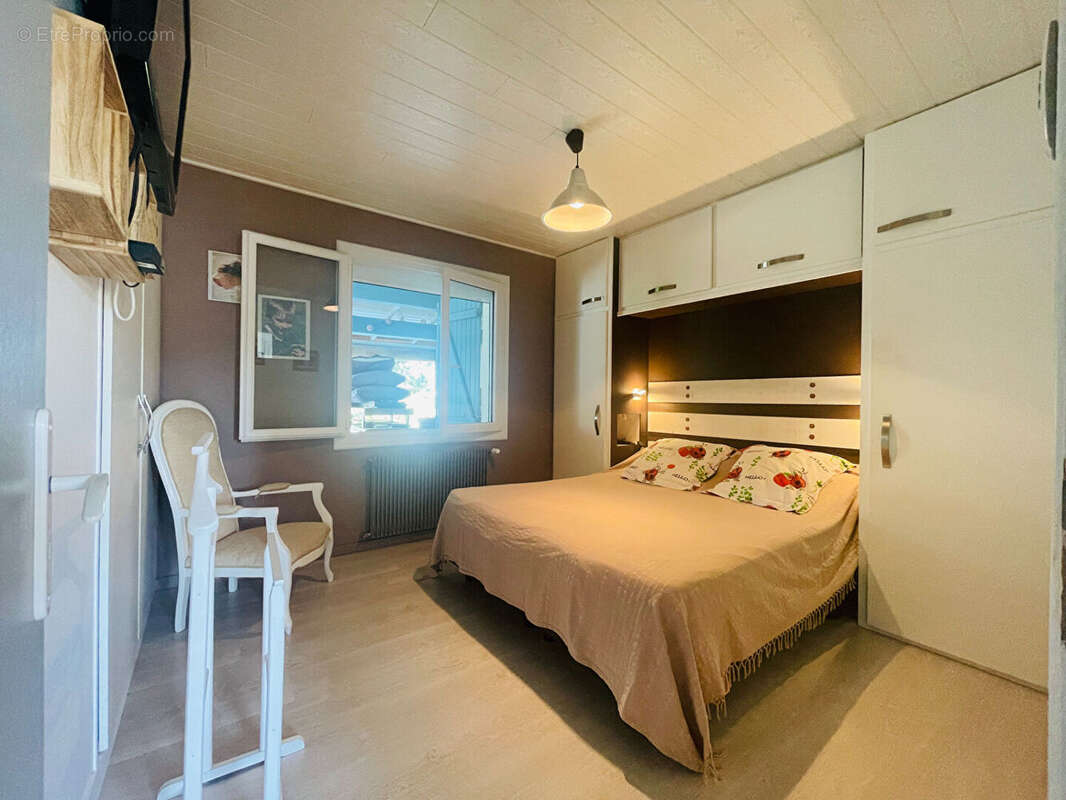 Maison à SAINT-MAIXENT-SUR-VIE