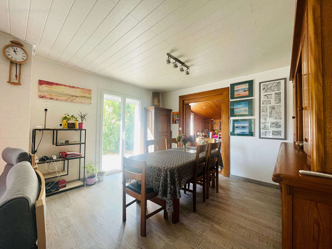 Maison à SAINT-MAIXENT-SUR-VIE