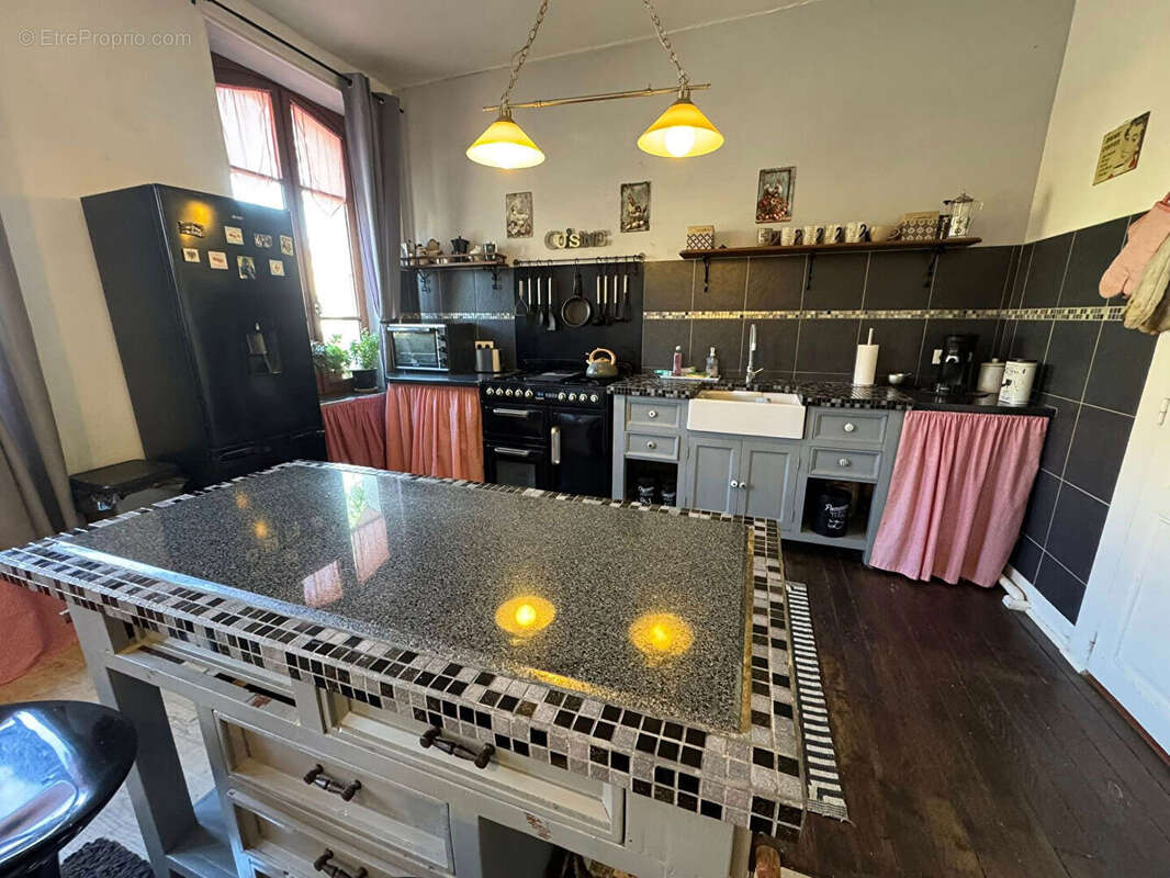 Maison à BUSSIERE-POITEVINE