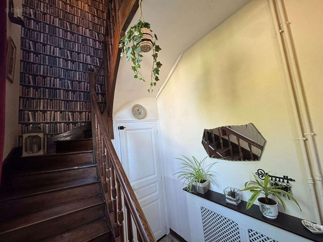 Maison à BUSSIERE-POITEVINE