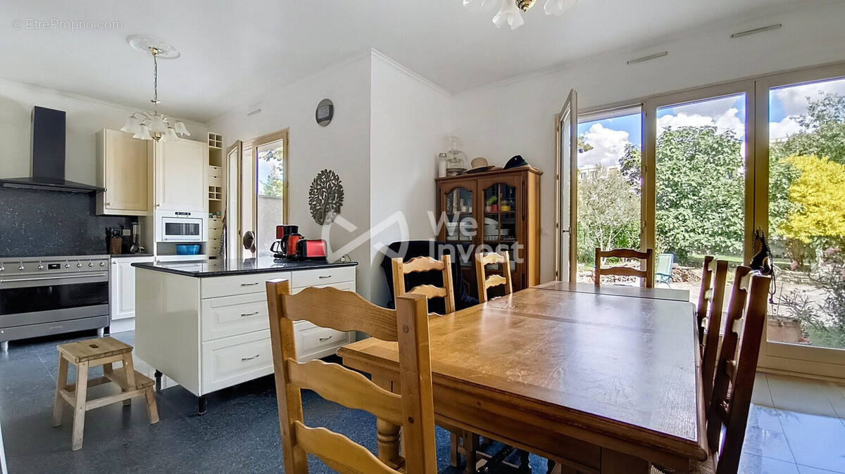 Maison à BROU-SUR-CHANTEREINE