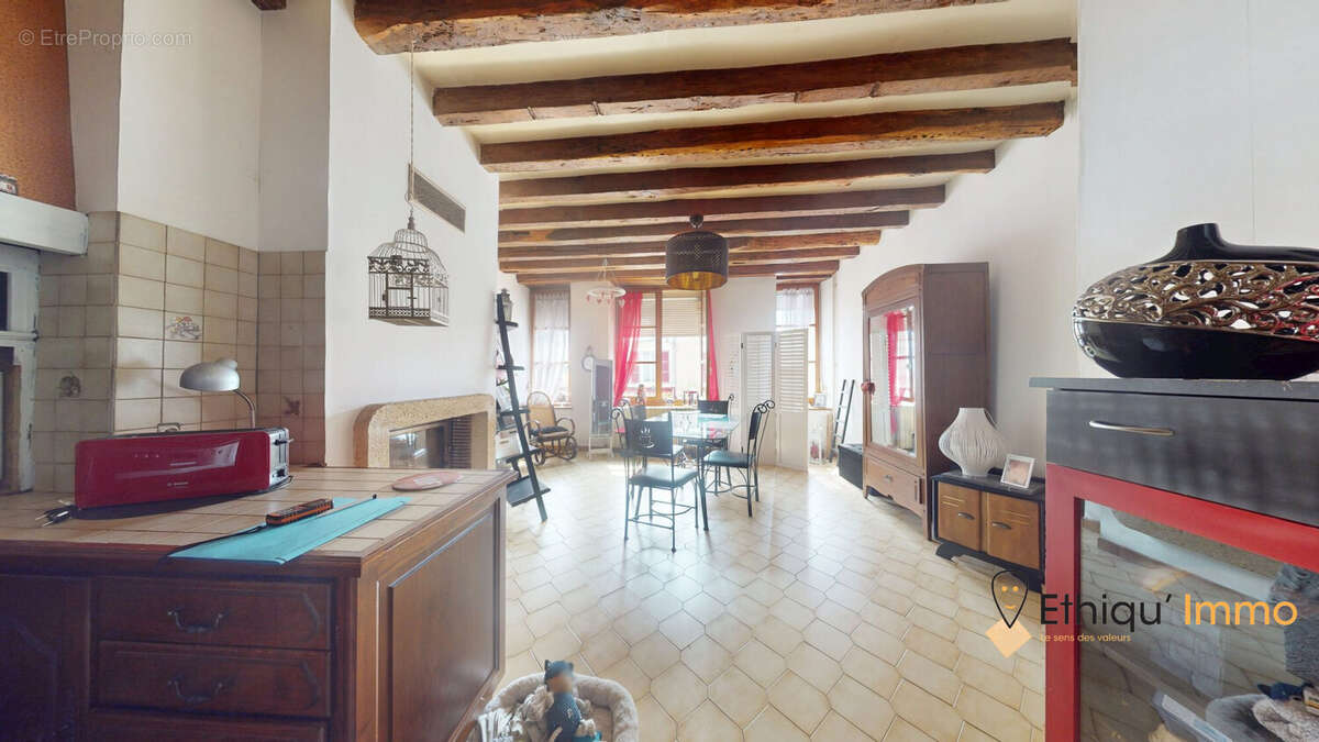 Appartement à BAR-SUR-AUBE