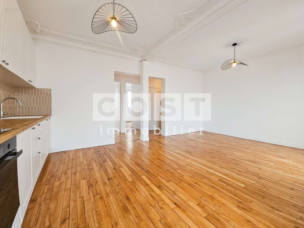 Appartement à COLOMBES
