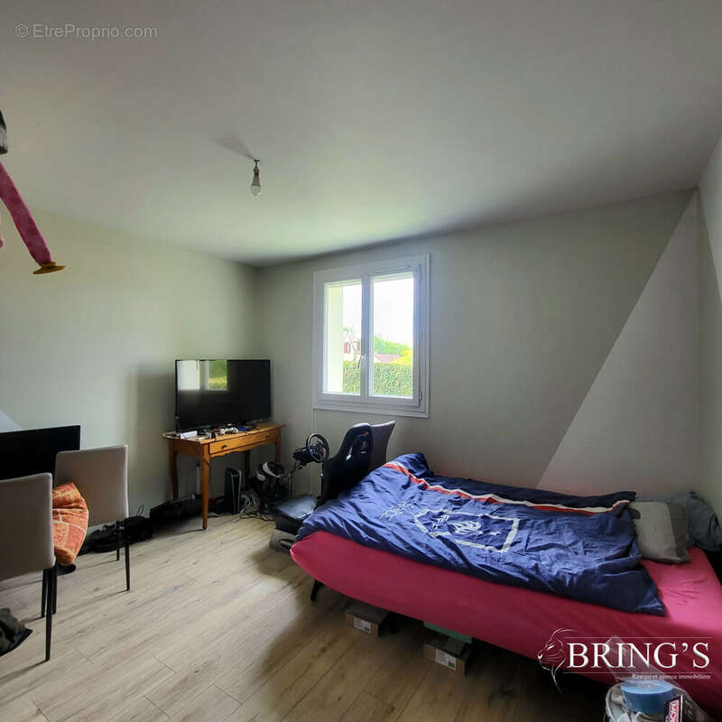 Maison à CONDE-SUR-ITON