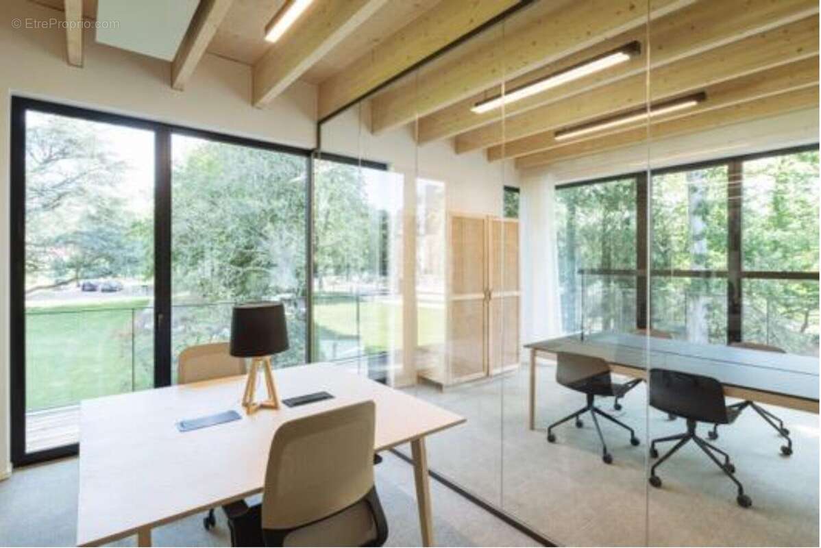 Commerce à MARCQ-EN-BAROEUL