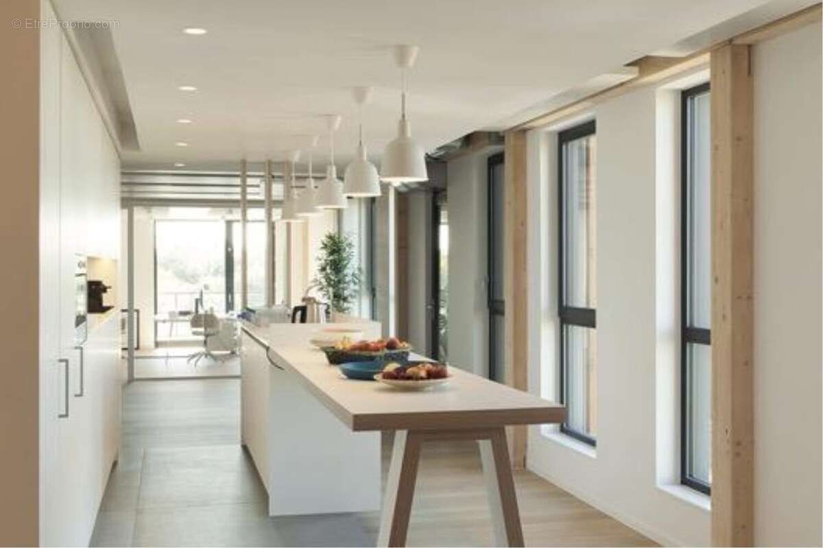 Commerce à MARCQ-EN-BAROEUL