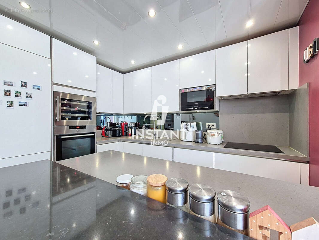 Appartement à MAISONS-ALFORT