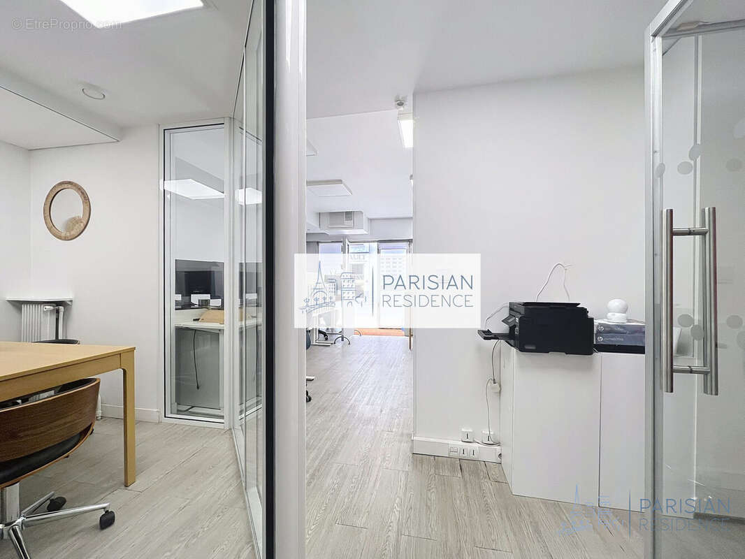 Commerce à PARIS-7E