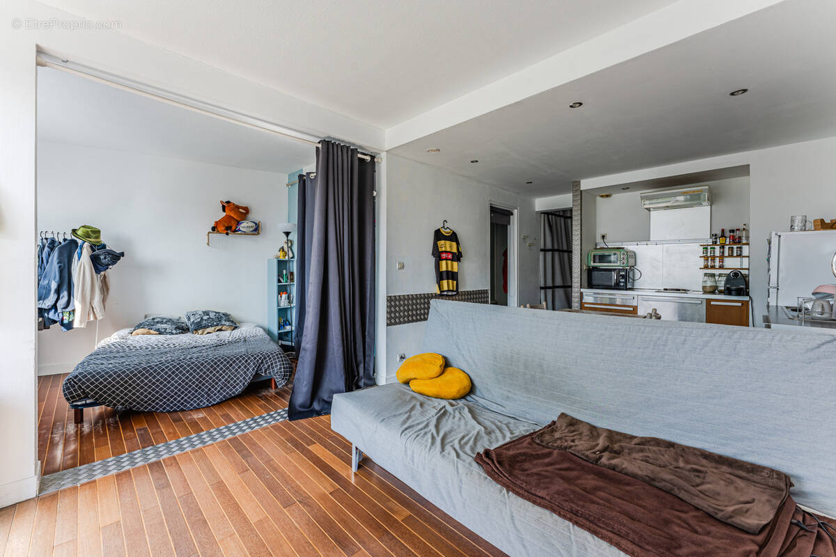 Appartement à BORDEAUX