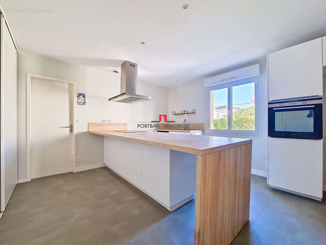 Maison à SAINT-ANDRE-DE-CUBZAC