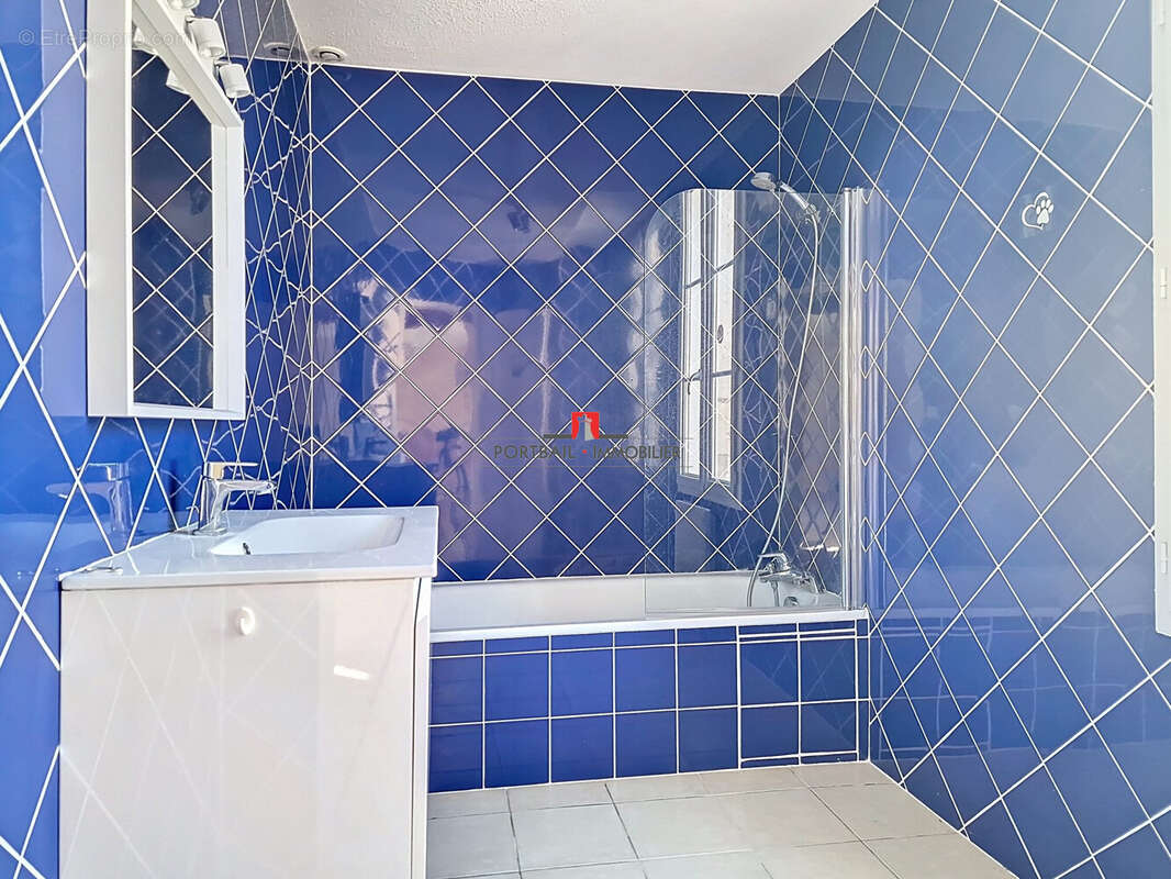 Maison à SAINT-ANDRE-DE-CUBZAC