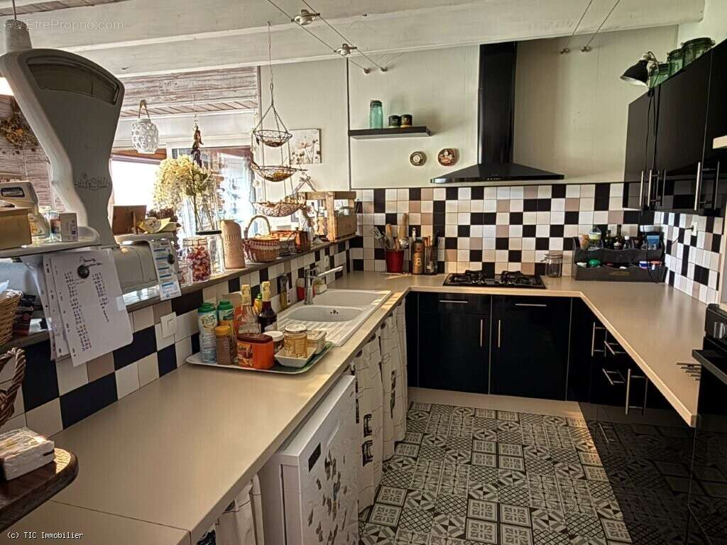 Maison à VERTEUIL-SUR-CHARENTE