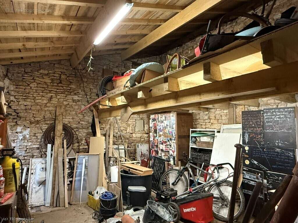 Maison à VERTEUIL-SUR-CHARENTE