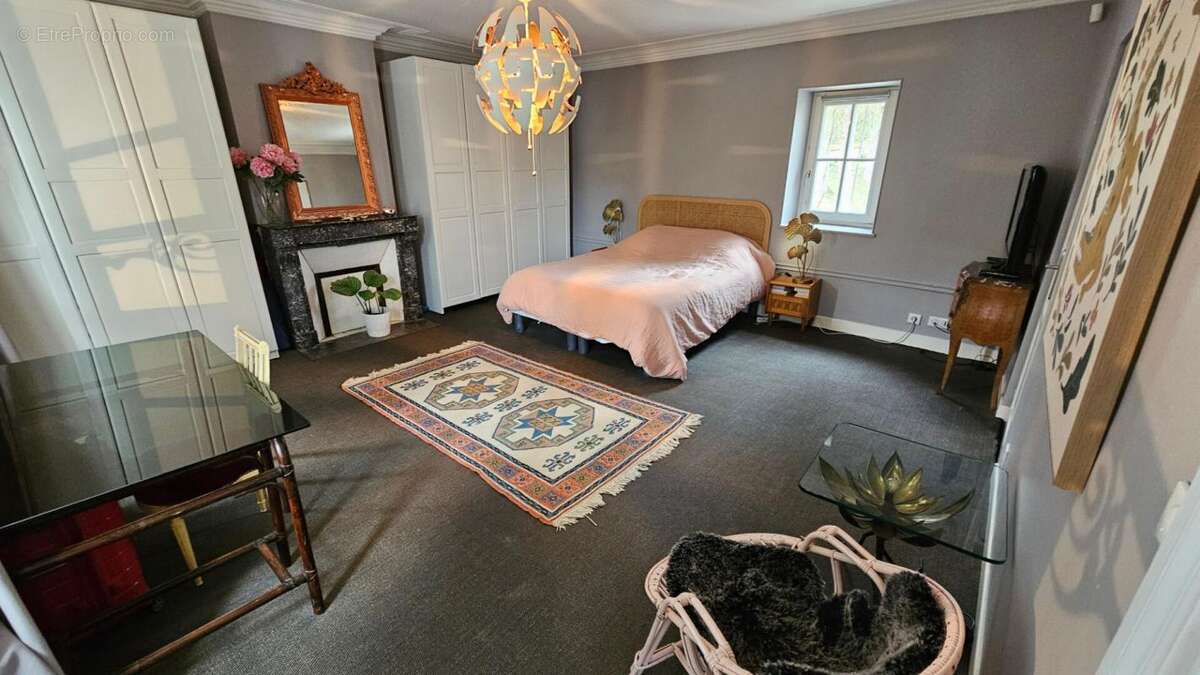 Maison à BERCHERES-SUR-VESGRE