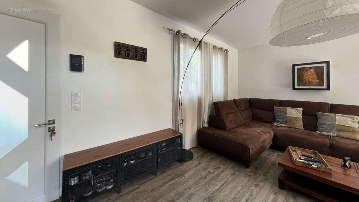 Maison à SAINT-GERMAIN-LES-CORBEIL